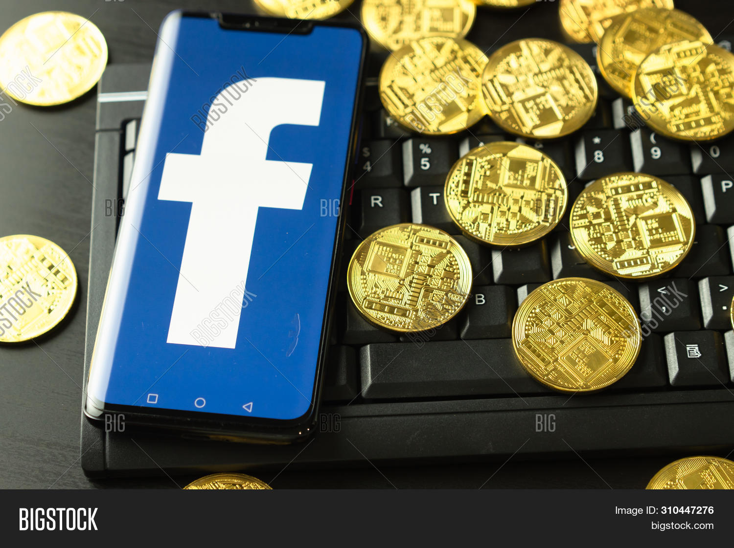 Facebook New Image Photo Free Trial Stock Facebook New Image Photo Free Trial Stock