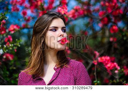 Fashion Beauty. Summer Blooming Trees And Flowers. Natural Beauty Makeup. Hair Fashion. Pretty Woman