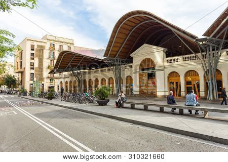 Barcelona, Spain- 09 November 2014: Santa Caterina Market At Avenue De Francesc Cambo. Food Market W