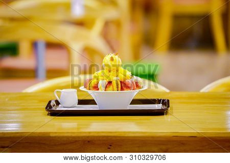 Bingsu, Asian Ice, Fresh Summer Dessert With Macron, Strawberry, Almond And Vanilla Ice Cream. Shave