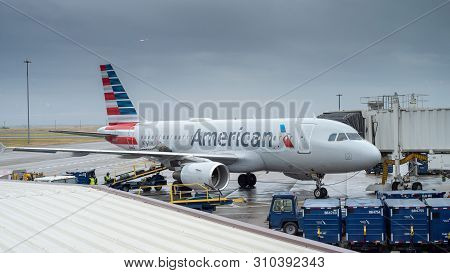 Sacramento, Ca, Usa - May 15, 2019. American Airlines Airplane Ready For Boarding, Viewed From The G