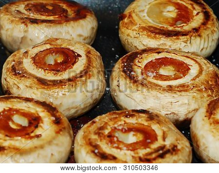 Grilled, Mushrooms, Vegetables, Healthy Light Hypocaloric Food
