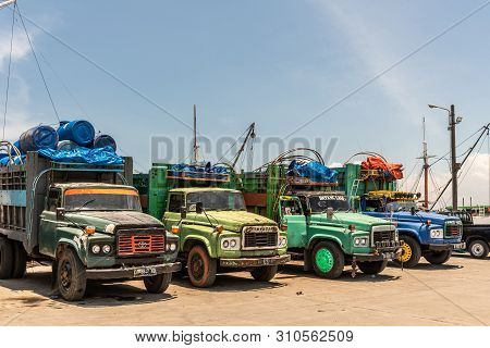 Makassar, Sulawesi, Indonesia - February 28, 2019: Paotere Old Port. Closeup Of Line Of The Front Of