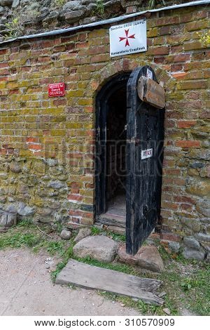 Stare Drawsko, Zachodniopomorskie / Polska - July 9, 2019: Old Ruins Of The Joanit Castle In Central
