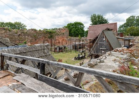 Stare Drawsko, Zachodniopomorskie / Polska - July 9, 2019: Old Ruins Of The Joanit Castle In Central