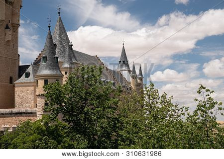 Alcazar Of Segovia Ormer Royal Residence In The Middle Ages