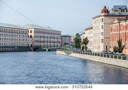 Saint Petersburg, Russia -  September 9, 2018: Fontanka River Embankment And The English Bridge Conn