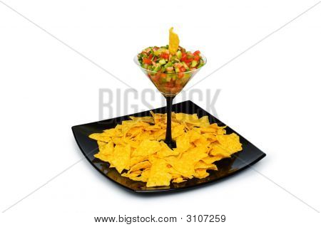 멕시코 전통 음식-옥수수 칩과 살사