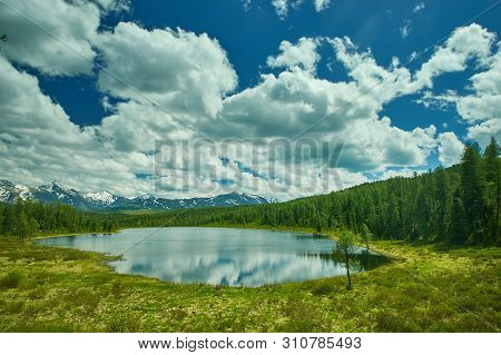 Ulagansky Lake, Mountain Altai. View Of The Mountain Lake