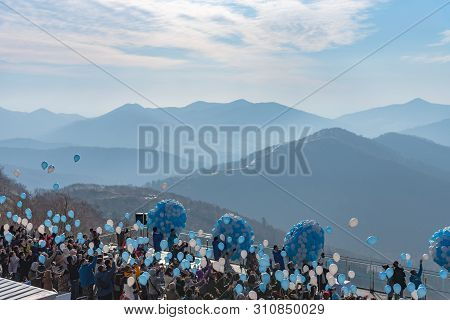Hokkaido, Japan - May 12 2019 : Panorama View From Unkai Terrace In Summer Time Sunny Day At Tomamu,