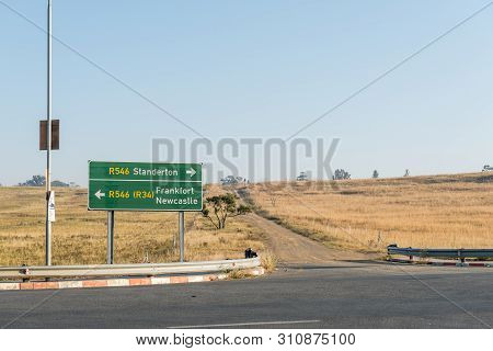 A Directional Road Sign On Road R546 Near Vrede, In The Free State Province