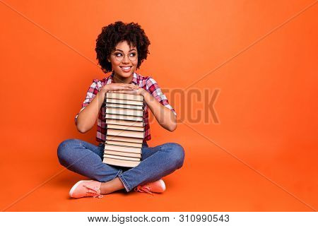 Full Length Photo Pretty Beautiful Lady Sit Floor Hold Hands Books Glad Back School Dreamy Wear Spec