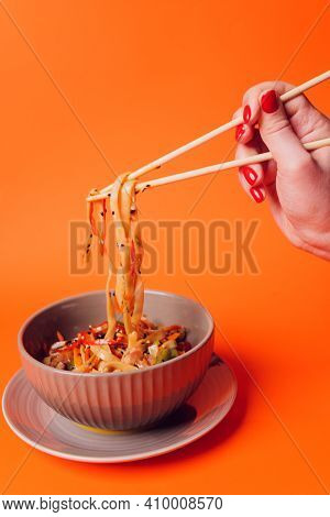 Chop Suey On Deep-fried Noodles, Sara Udon, Japanese Cuisine.
