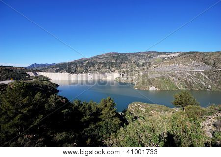 อันดาลูเซียอ่างเก็บน้ำและเขื่อน ลา Alpujarras