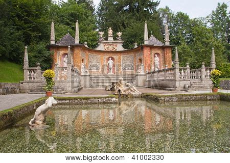 Trick น้ำพุที่ Hellbrunn ปราสาท (ซาลซ์บูร์ก ออสเตรีย)