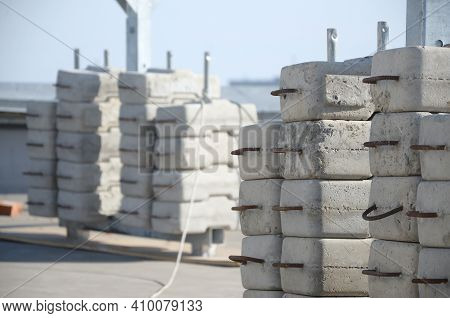 Counter Weight Or Weight Balance Concrete Blocks Or Bricks As Part Of Suspended Wire Rope Platform F