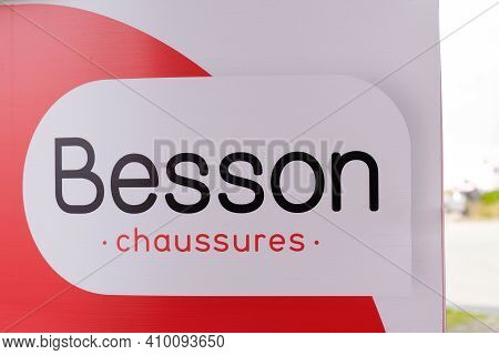 Bordeaux , Aquitaine France - 02 25 2021 : Besson Logo Sign And Text Brand Store Chaussures Shop In 