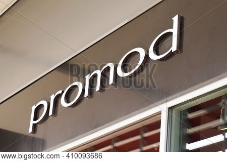 Bordeaux , Aquitaine France - 02 25 2021 : Promod Brand Text And Logo Sign For Trendy Girls French S