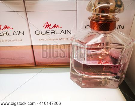 Fragrance For Women Mon Guerlain Eau De Parfum Belongs To The Oriental Woody Group In The Perfume Sh