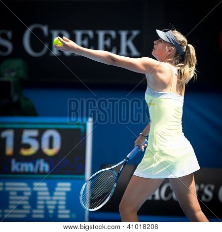 MELBOURNE - 14. ledna: Maria Sharapova Ruska v jejím prvním kole vyhrát nad Olga Puchkova nebo Russi