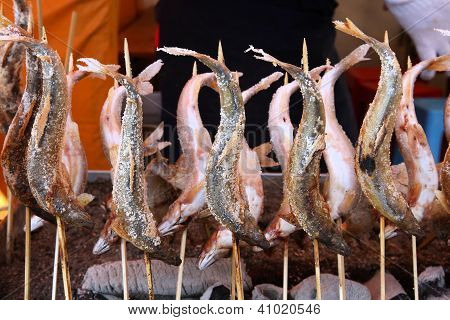 Pesce di barbecue