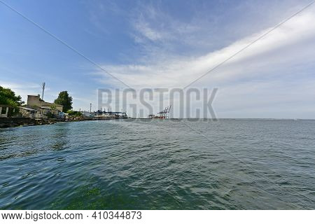 Ukraine, Odessa 07/27/2020. Lanzheron Beach. A Picturesque Embankment With Palm Trees, Fountains, Ge