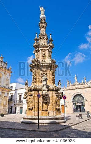 Jomfru kolonne. Nardo. Puglia. Italien.