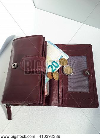 Leather Wallet With Euro Money - 20 Euro Banknote And Coins