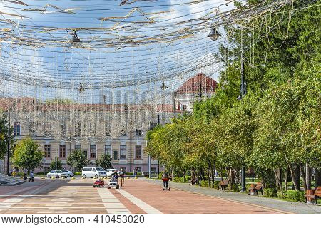 Tomsk, Russia-30 August 2020: Novosobornaya Square And Troitsky Square, A Popular Holiday Destinatio