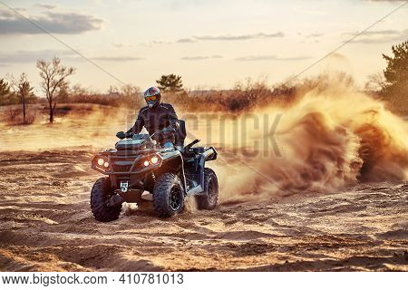 Cross-country Quad Bike Race, Extreme Sports