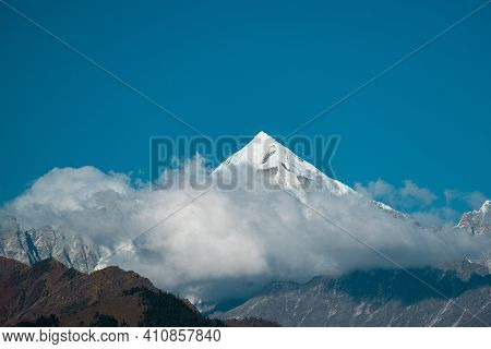 Clouds Uncover From Panchachuli Peaks In Munsyari, Uttarakhand India