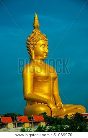 Biggest buddha in thailand