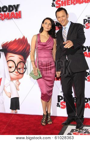 LOS ANGELES - MAR 5: Steve Valentine, wife Ina at the premiere of 'Mr. Peabody & Sherman' at Regency Village Theater on March 5, 2014 in Los Angeles, California