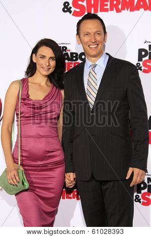 LOS ANGELES - MAR 5: Steve Valentine, wife Ina at the premiere of 'Mr. Peabody & Sherman' at Regency Village Theater on March 5, 2014 in Los Angeles, California