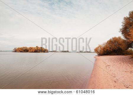 Islands In The Autumn