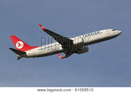 Turkish Airlines Boeing 737-800