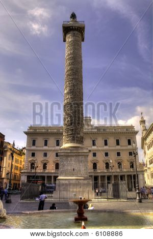 Colonna เพียซ