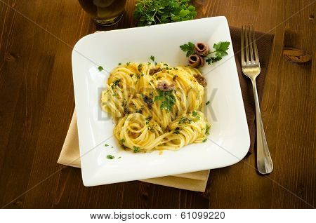 Spaghetti with bottarga and anchovies