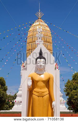Wat Phar Sri Rattana Mahathat. Temple, Phitsanulok in Thailand