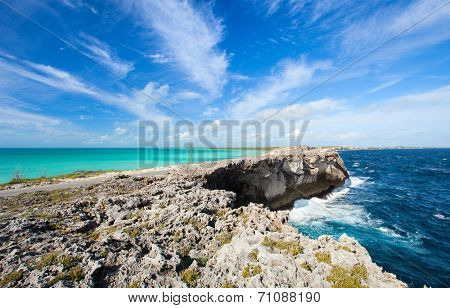 Glass window bridge on Eleuthera island Bahamas where Caribbean sea meets Atlantic ocean