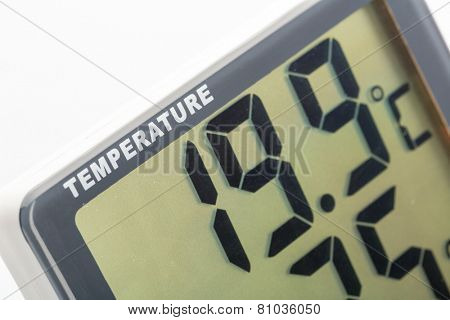 Electronic thermometer closeup