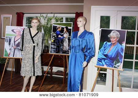 LOS ANGELES - JAN 23:  Dynasty Costumes - Alexis & Krystle Carrington at the Home and Family Show taping at a Universal Lot on January 23, 2015 in Universal City, CA