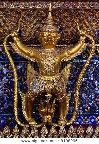 Golden Garuda indretning