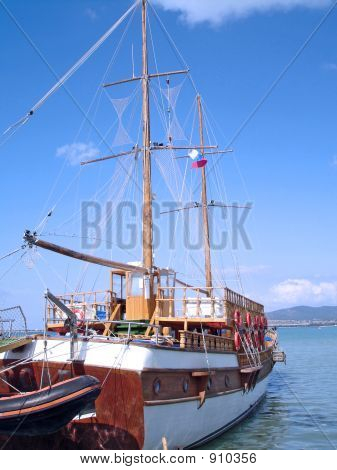 Yacht In acqua