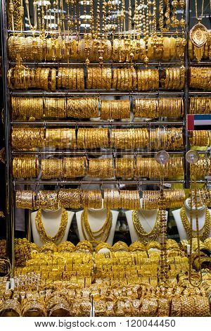 Dubai, Uae - January 31: Gold On The Famous 