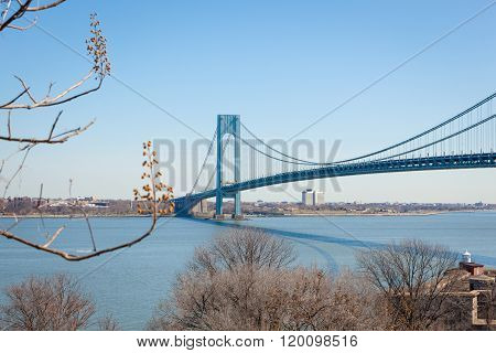 Verrazano-narrows Bridge