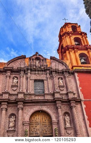 Templo Del Oratorio De San Felipe Neri Church Facade San Miguel de Allende Mexico. Built in 1700s named for San Felipe Neri from Florence who founded Oratorio Catholic Order