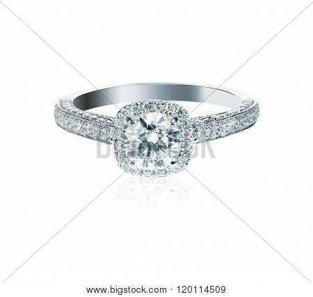 Beautiful Diamond Wedding band engagement ring set in white gold
