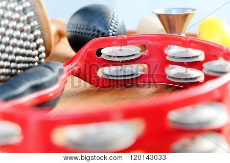Set of percussion instruments