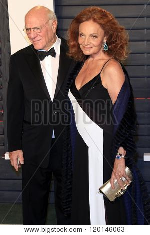 LOS ANGELES - FEB 28:  Barry Diller, Diane von Furstenberg at the 2016 Vanity Fair Oscar Party at the Wallis Annenberg Center for the Performing Arts on February 28, 2016 in Beverly Hills, CA
